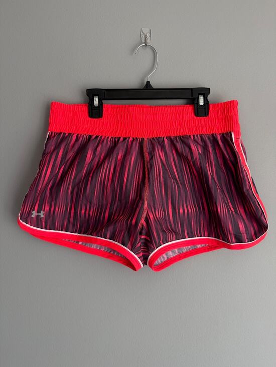 Under Armour Pants - Under Armour HeatGear Athleisure Tenniscore Running Shorts Women M Striped